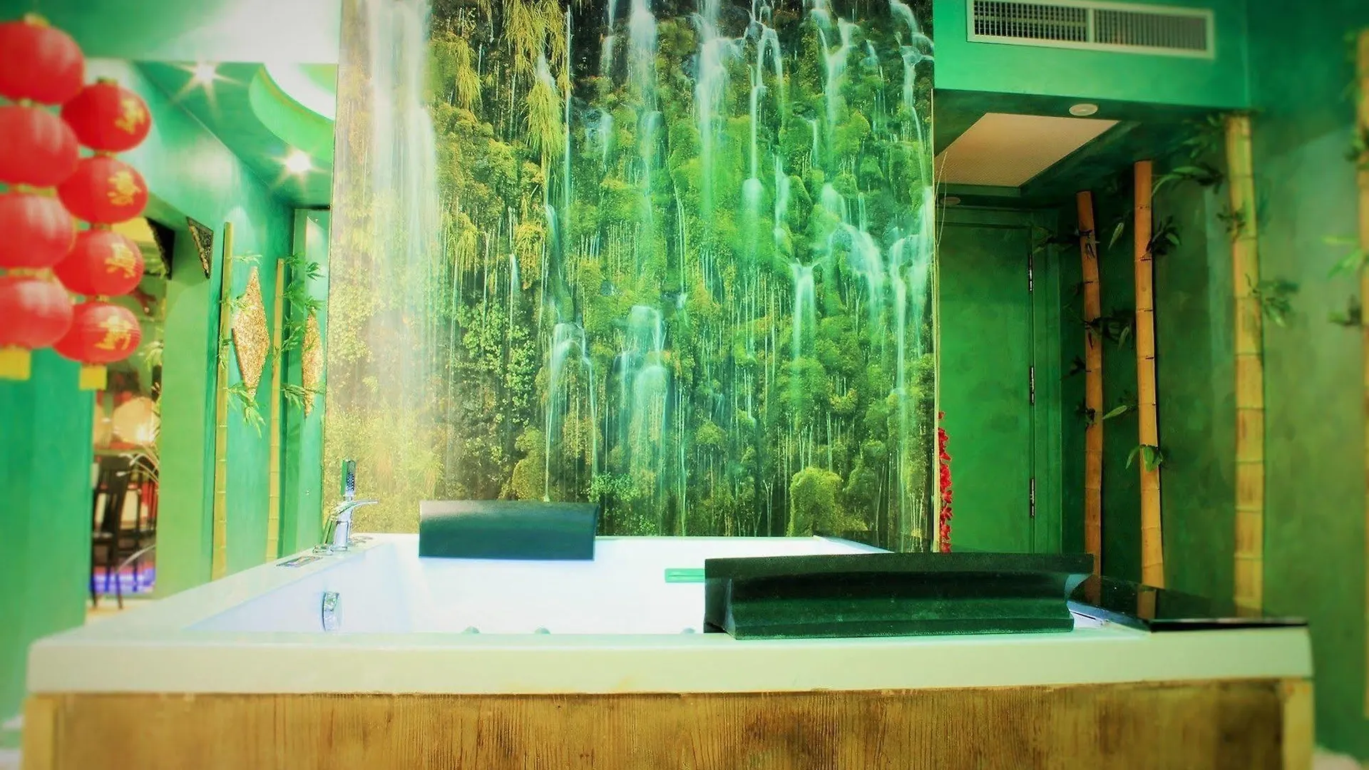 Silk Motel Caviaga 4*,  Italie