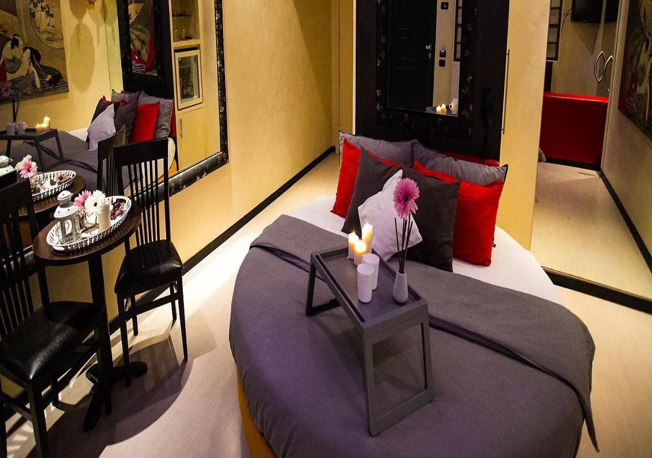 Silk Motel Caviaga